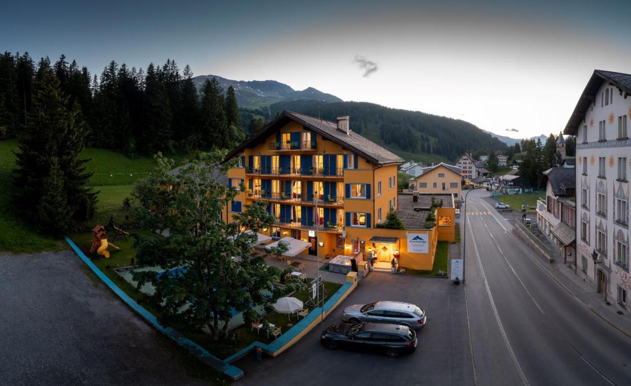 Grischalodge Das Hotel Mit Bergblick Seit 1929 - Schlicht, Preiswert Und Mit Einem Touch Nostalgie พาร์พาน ภายนอก รูปภาพ